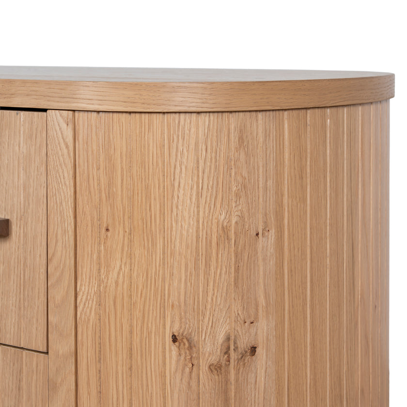 CDT12112-VN Chest of 6 Drawers - Knotty Oak