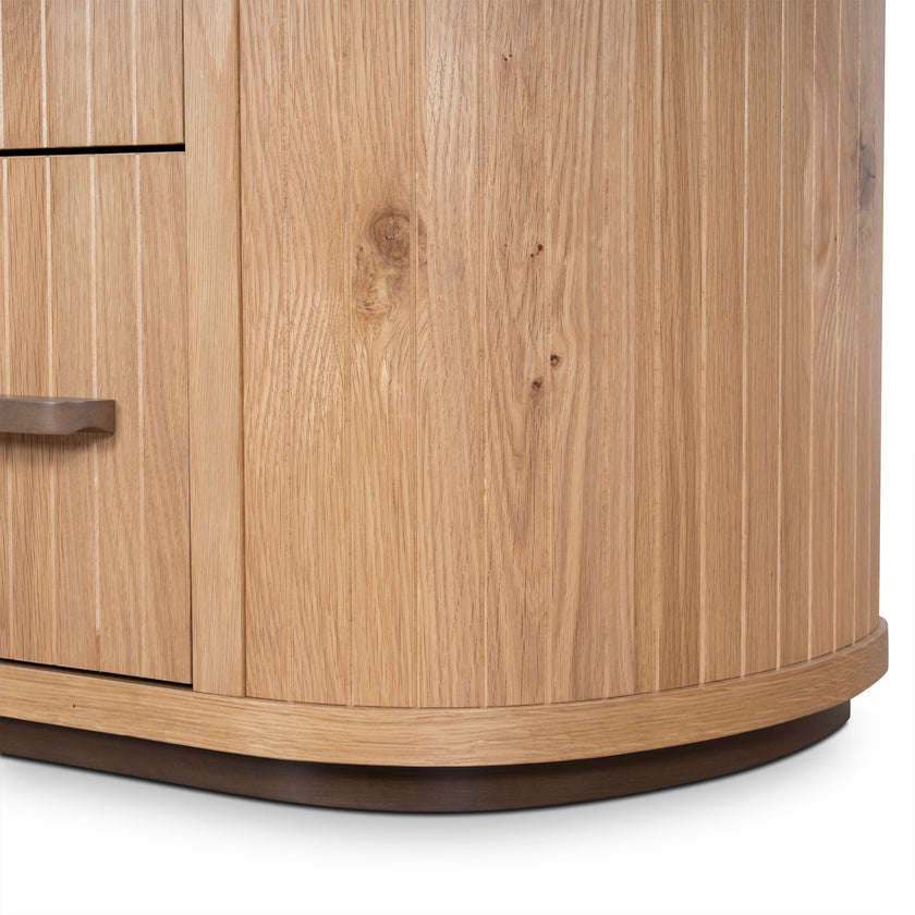 CDT12112-VN Chest of 6 Drawers - Knotty Oak