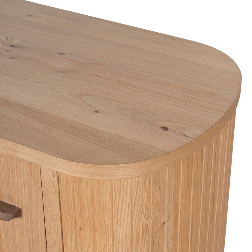CDT12112-VN Chest of 6 Drawers - Knotty Oak