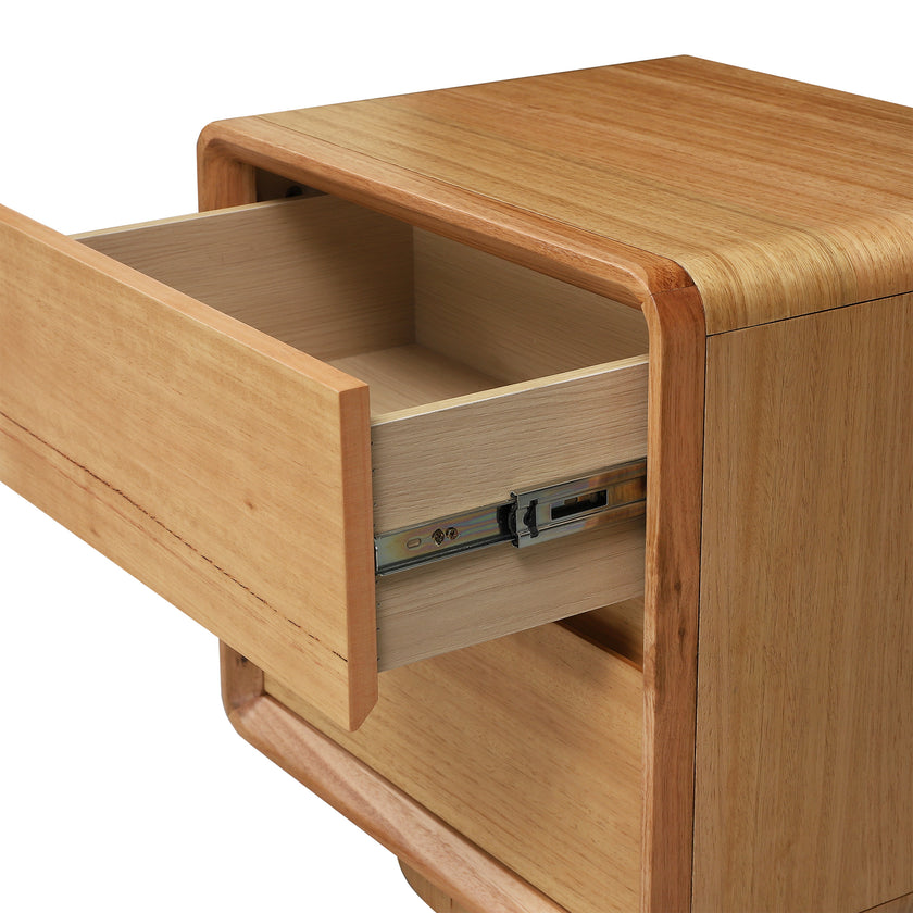 CST12701-MA 52cm Tassie Oak Bedside Table - Natural