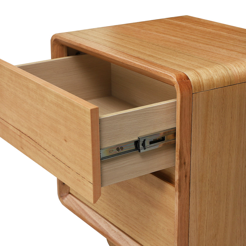 CST12701-MA 52cm Tassie Oak Bedside Table - Natural