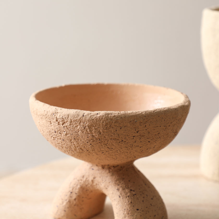 CAC10734-FC Coarse Grained Cement Pot B