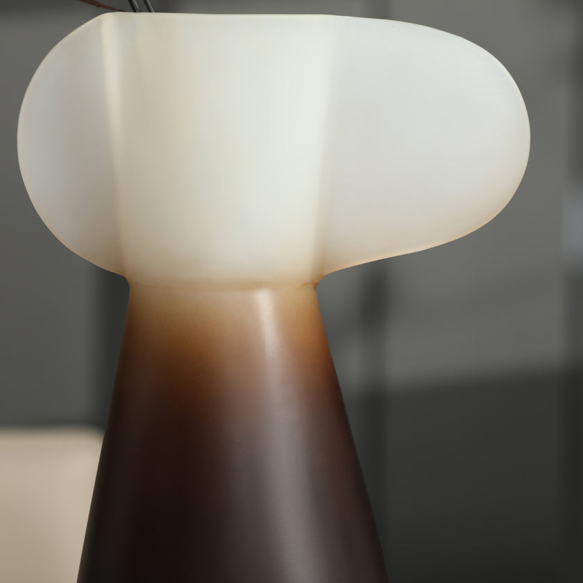 CAC10738-FC Colorblock Amphorae A