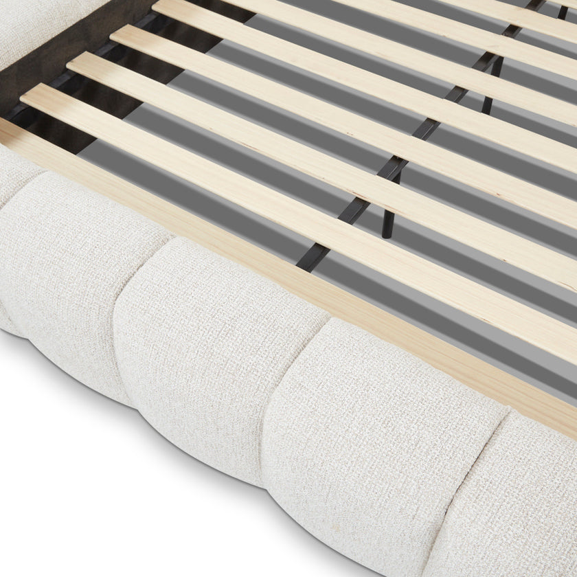 CBD14066-HO Queen Bed - Verona Ivory