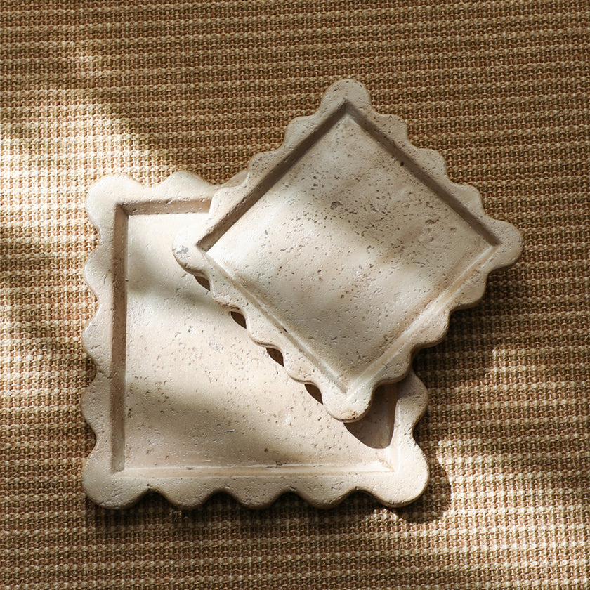 CAC10735-FC Curved Edge Travertine Plate A