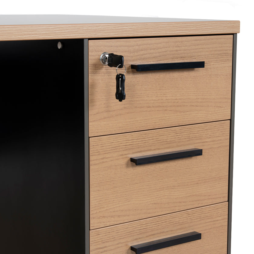 COT10692-SN 1.6m Single Seater Natural Office Desk - Black Legs