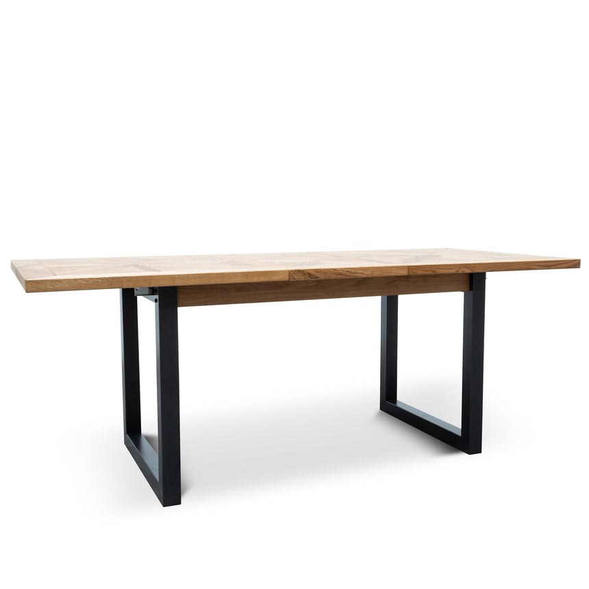 CDT2805-VN 4-6 Seater Extendable Dining table - European Oak